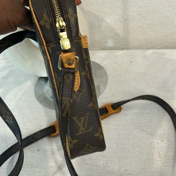 Auth LOUIS VUITTON Danube M45266 Brown Monogram 872ST Shoulder Bag - Picture 4 of 17